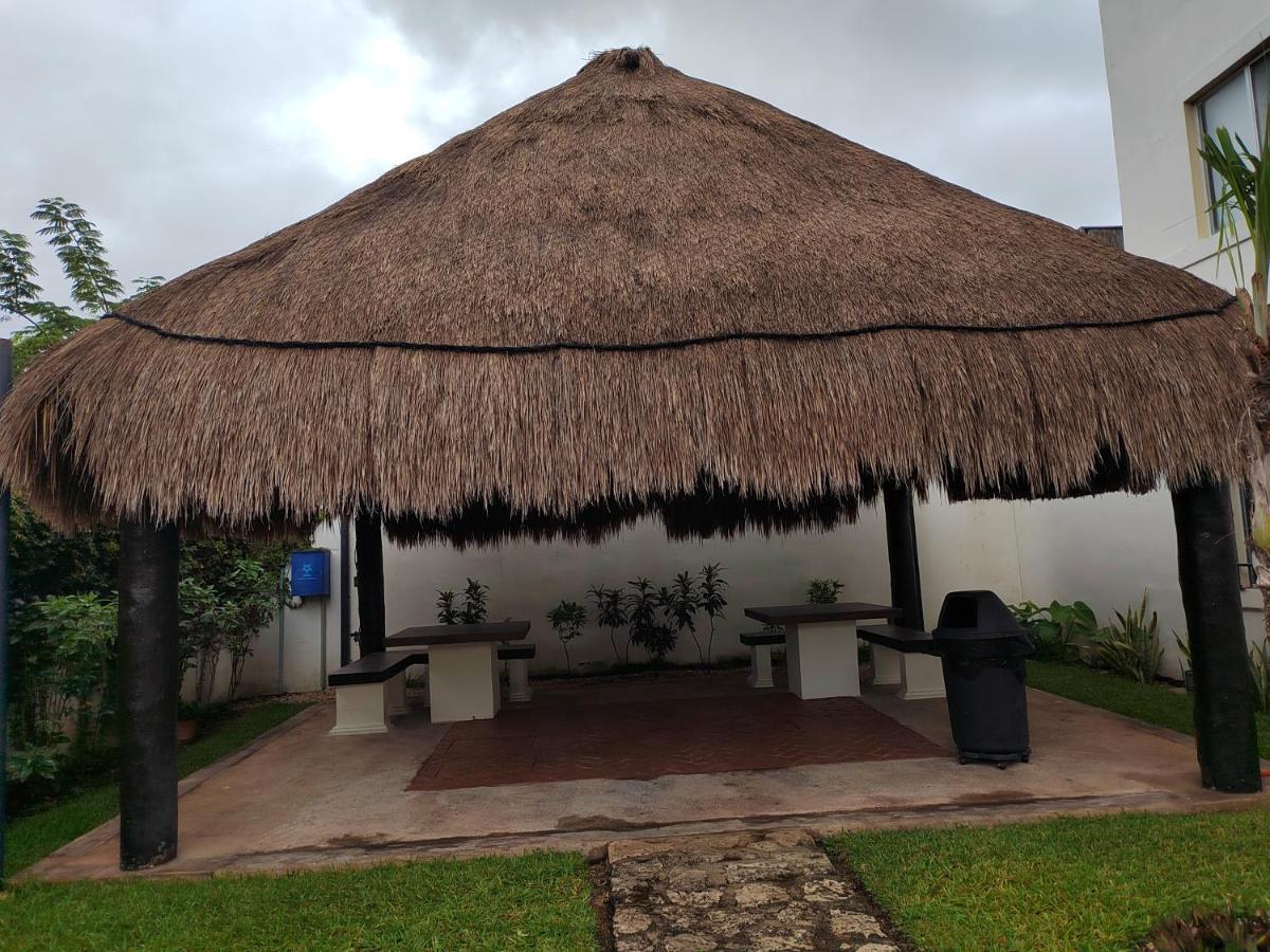 Hermoso departamento totalmente equipado Playa del Carmen Esterno foto